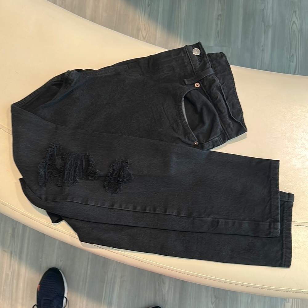 Black Levi’s 512 jeans 30W x 30L